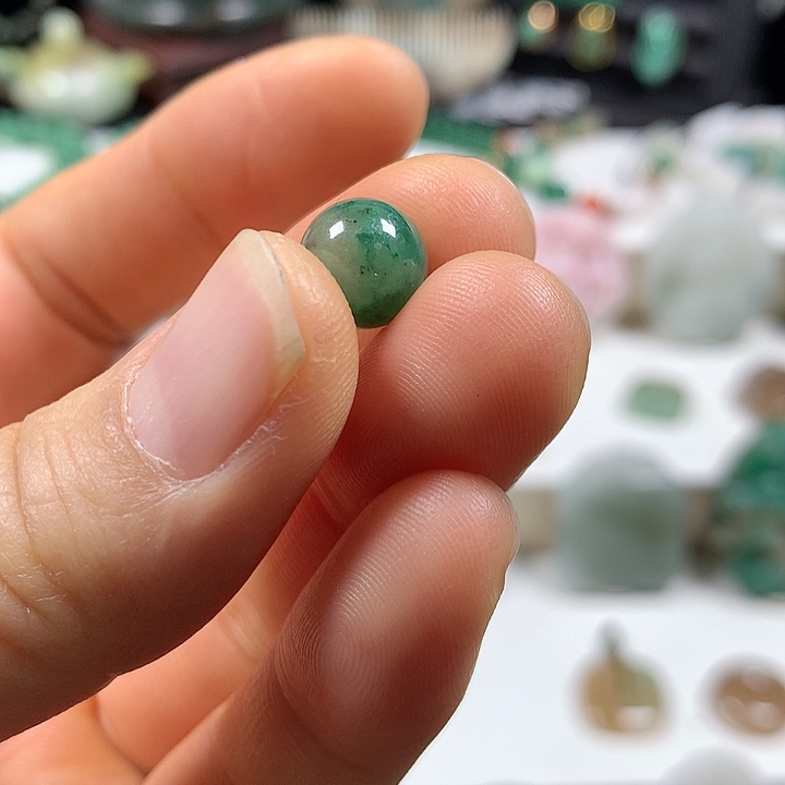 未镶嵌独山玉颈饰一*