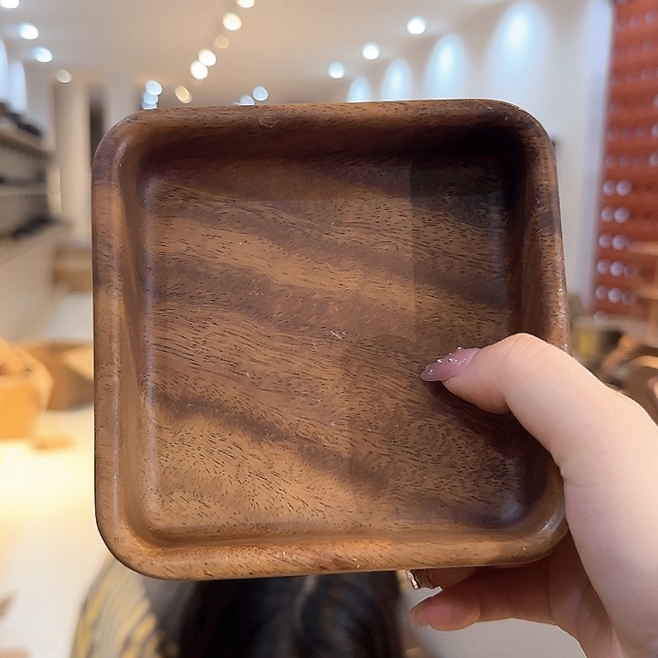 紫砂茶盘元宝在这条街上有几处房子