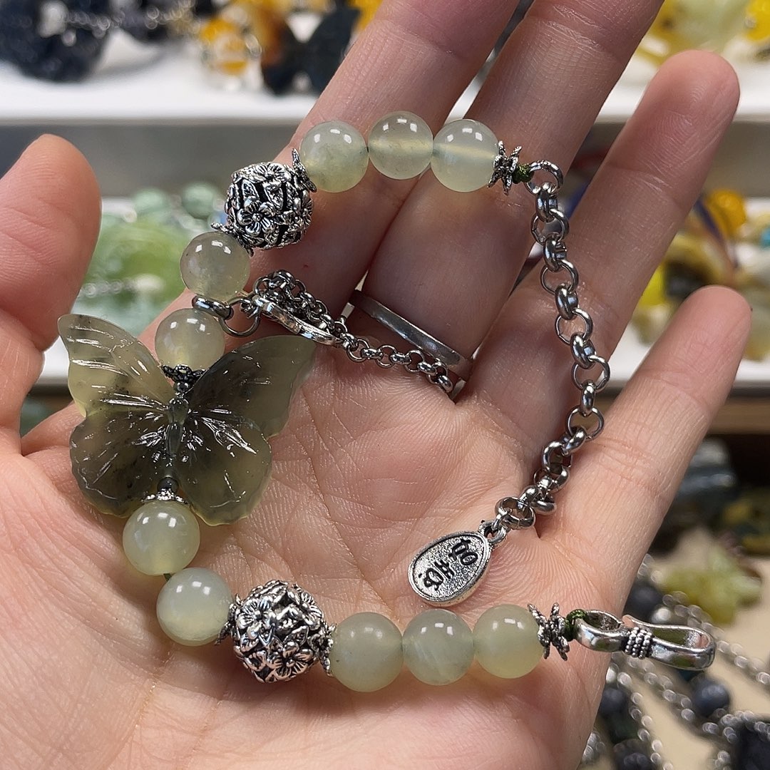 蛇纹石玉合金颈饰