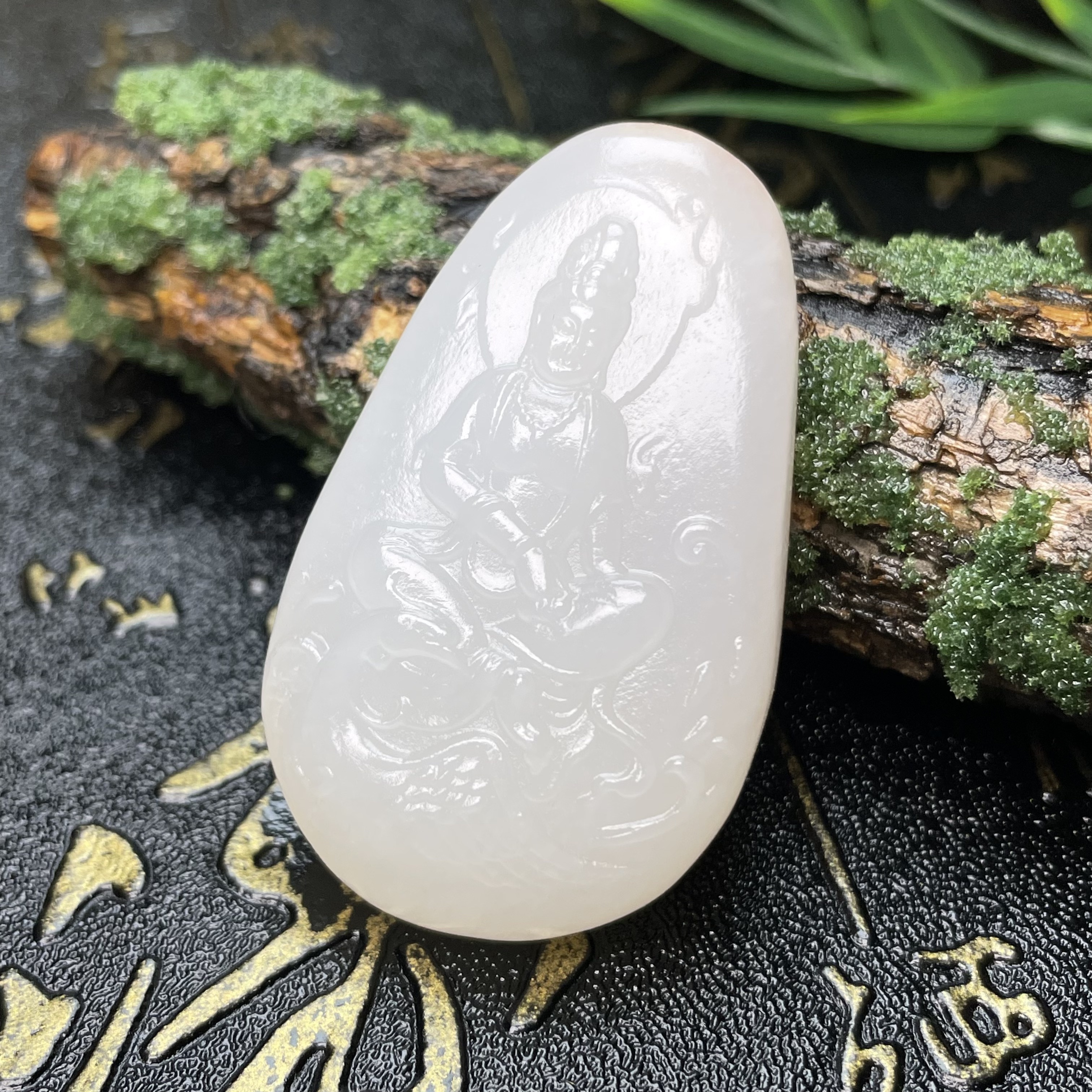 新疆和田玉观音吊坠红皮独籽白玉精品挂件文殊
