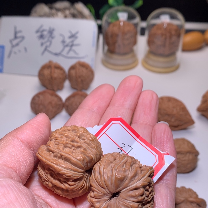 米***奇文玩核桃把件汉高楼