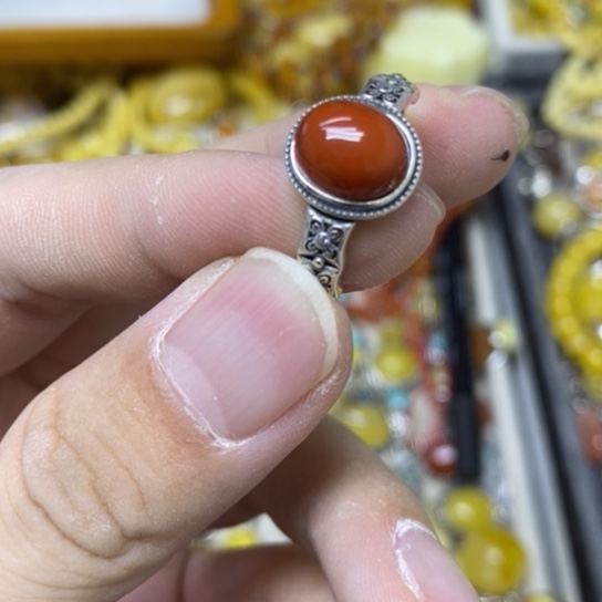银S925镶嵌戒指南红玛瑙戒指