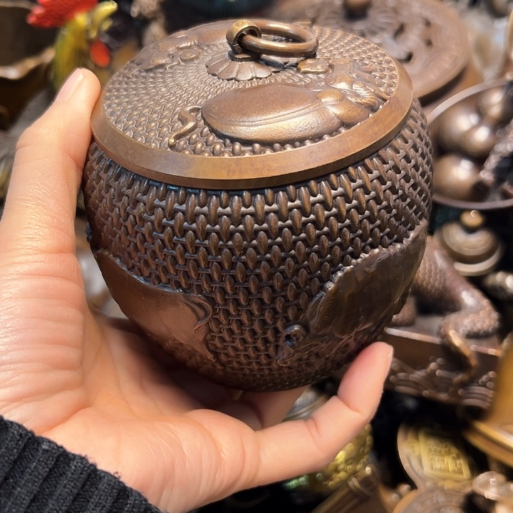 铜器摆件老王直播间