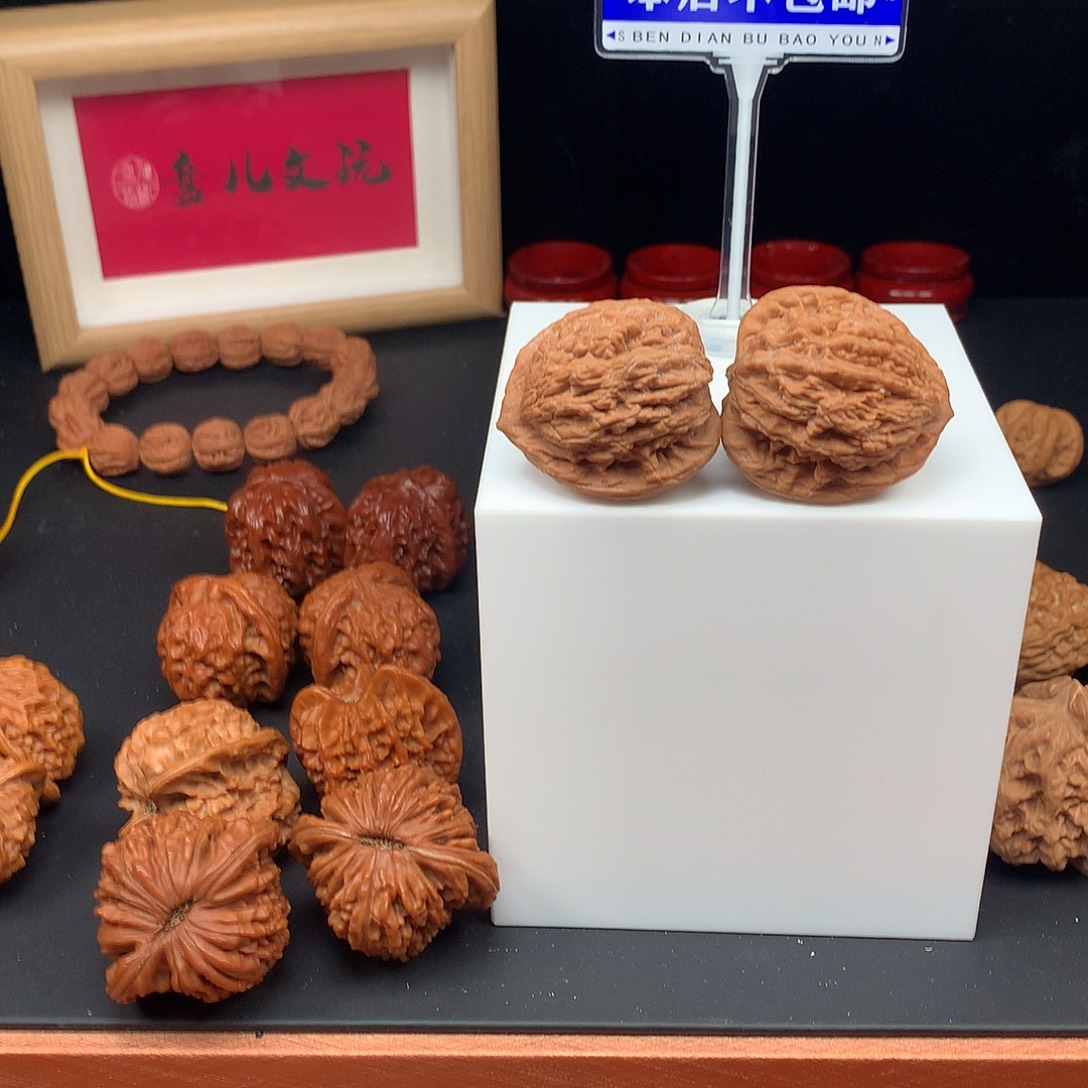 文玩核桃吊坠麦穗虎