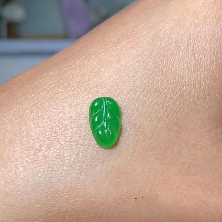 翡翠未镶嵌颈饰吊坠