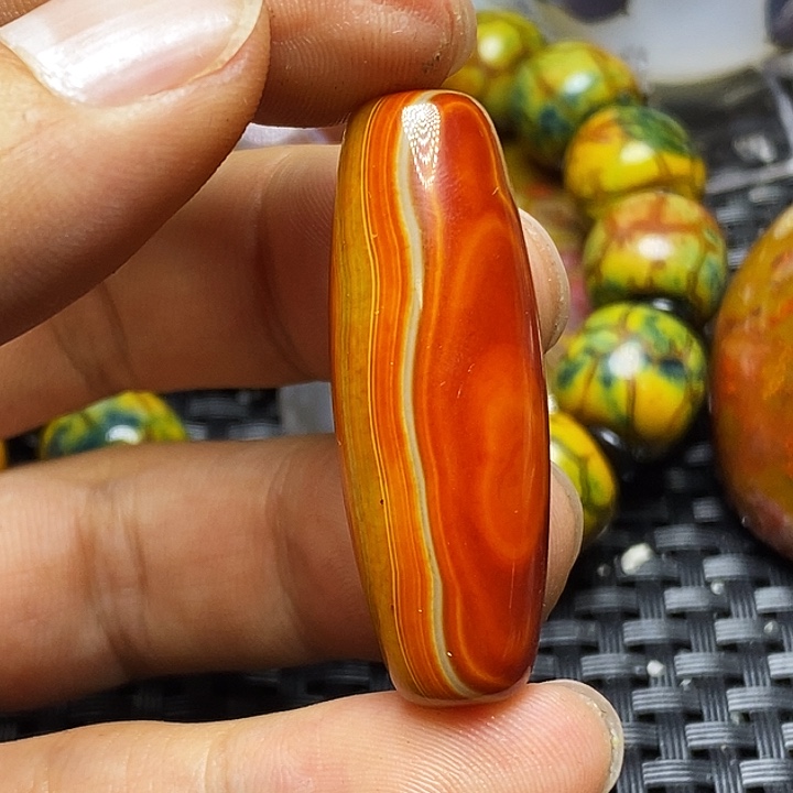 乐***遥玛瑙/玉髓未镶嵌颈饰