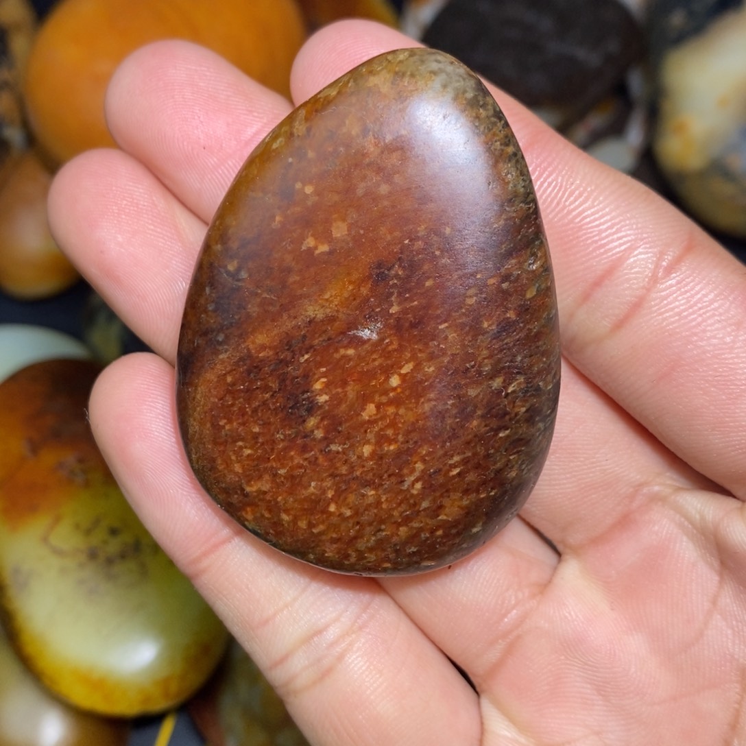 和田玉未镶嵌珠宝奇石