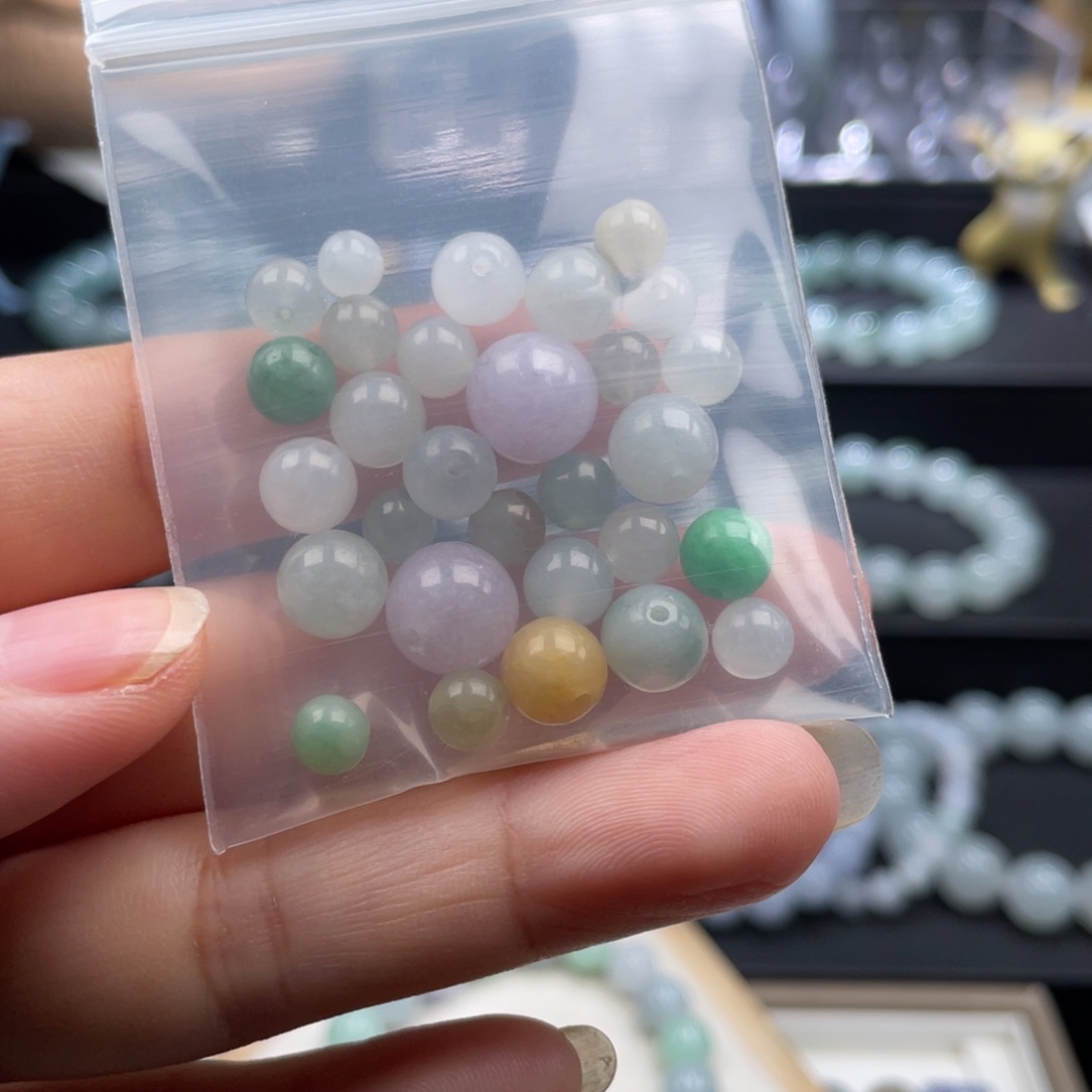 小***脸翡翠未镶嵌手串福利散珠