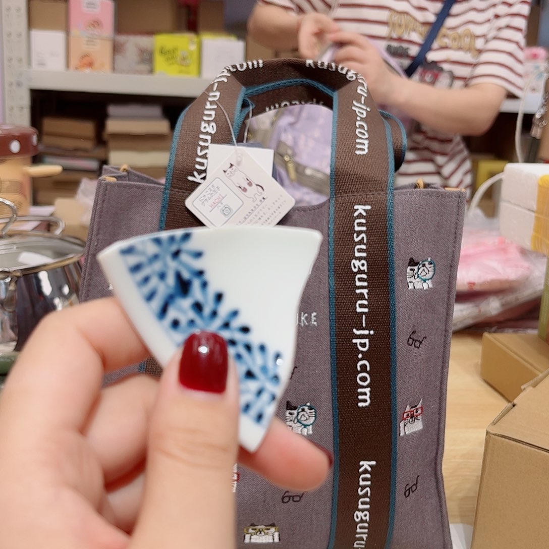 瓷片啊啊@@998379