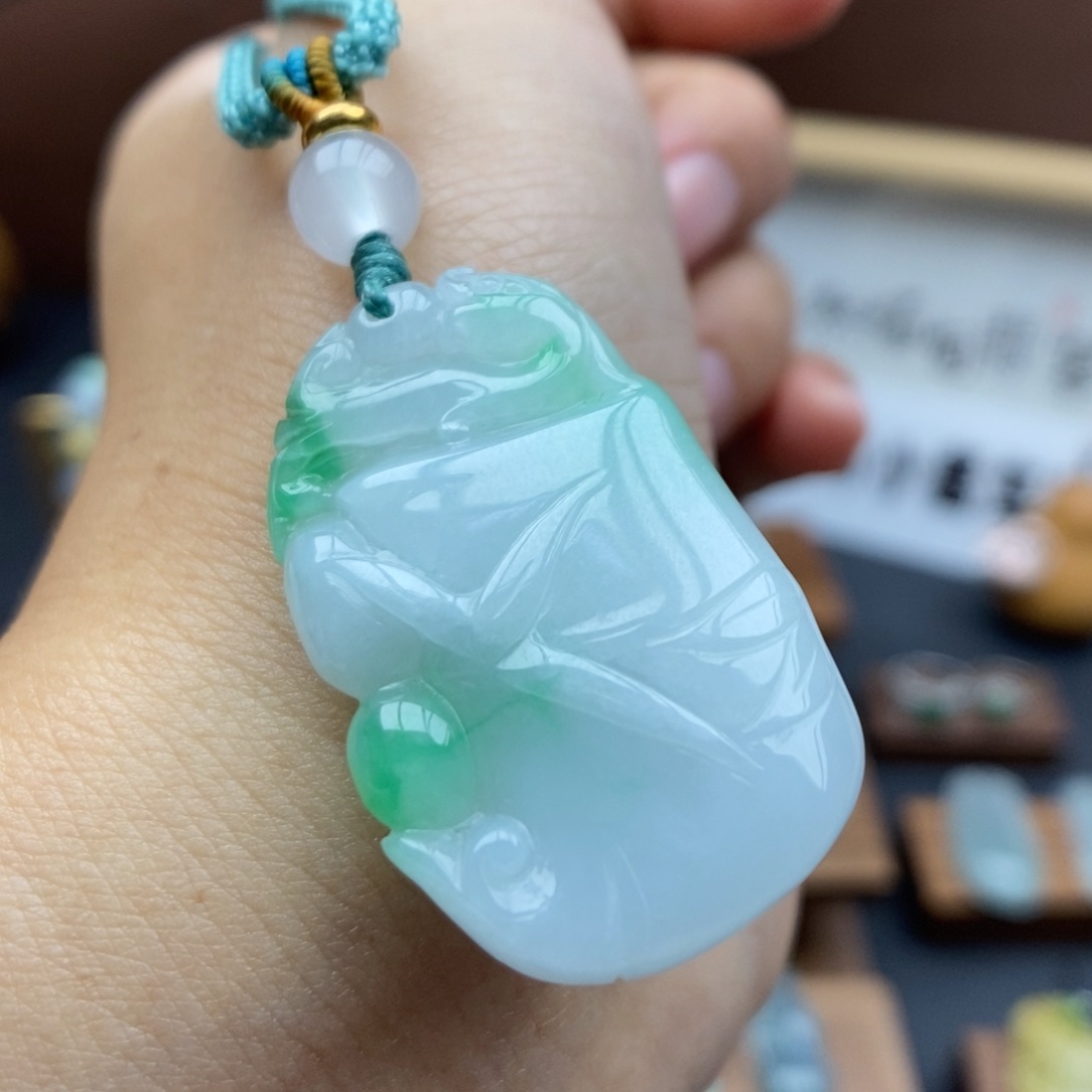 【闪购商品】颈饰未镶嵌翡翠62