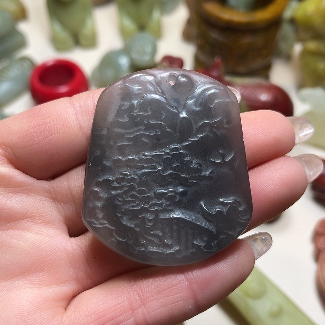 白玉菩提吊坠白玉菩提吊坠