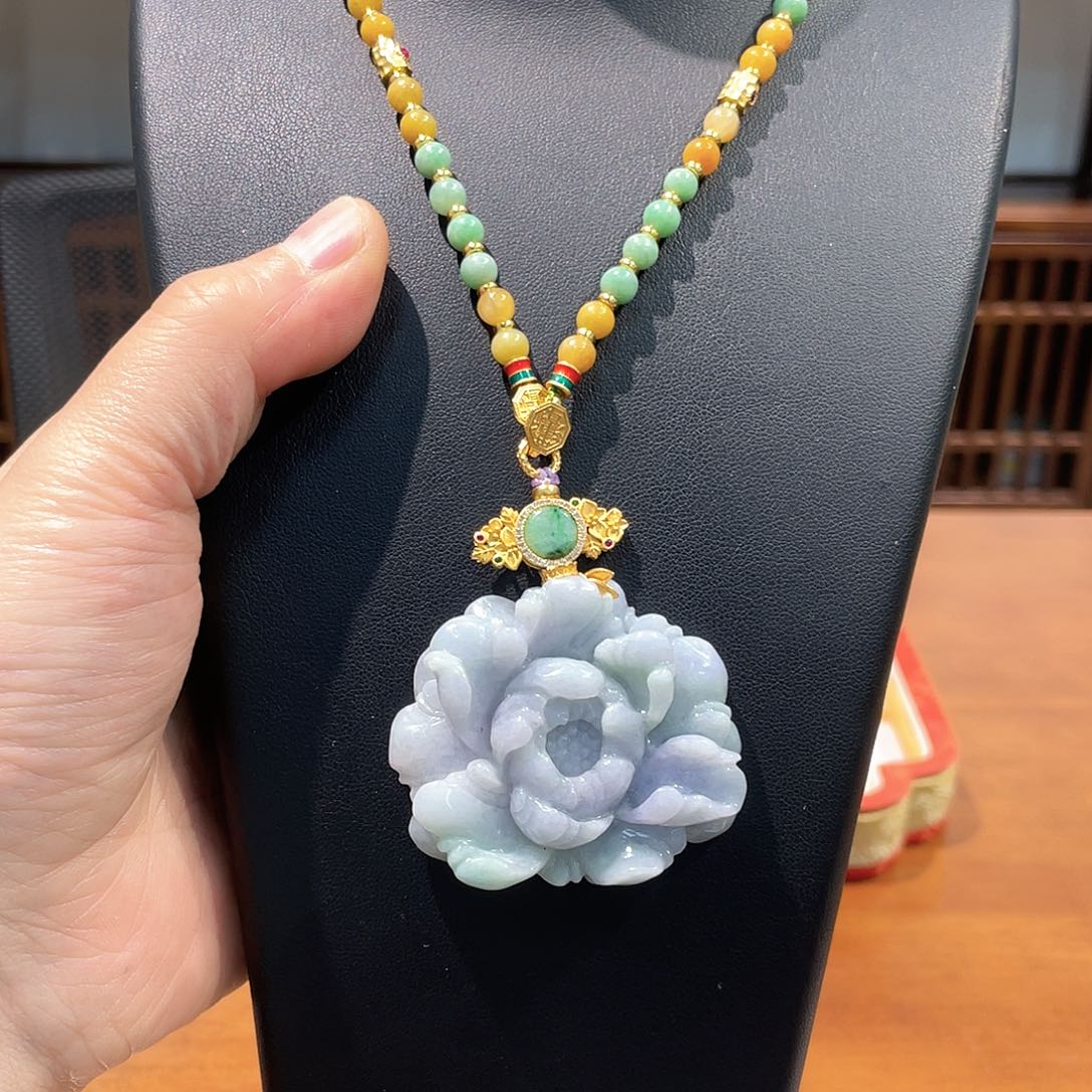 锦纶铁合金吊坠项链