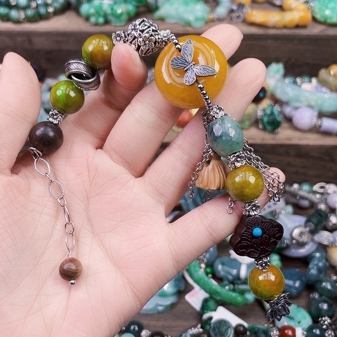 小***玲未镶嵌手链翡翠手链