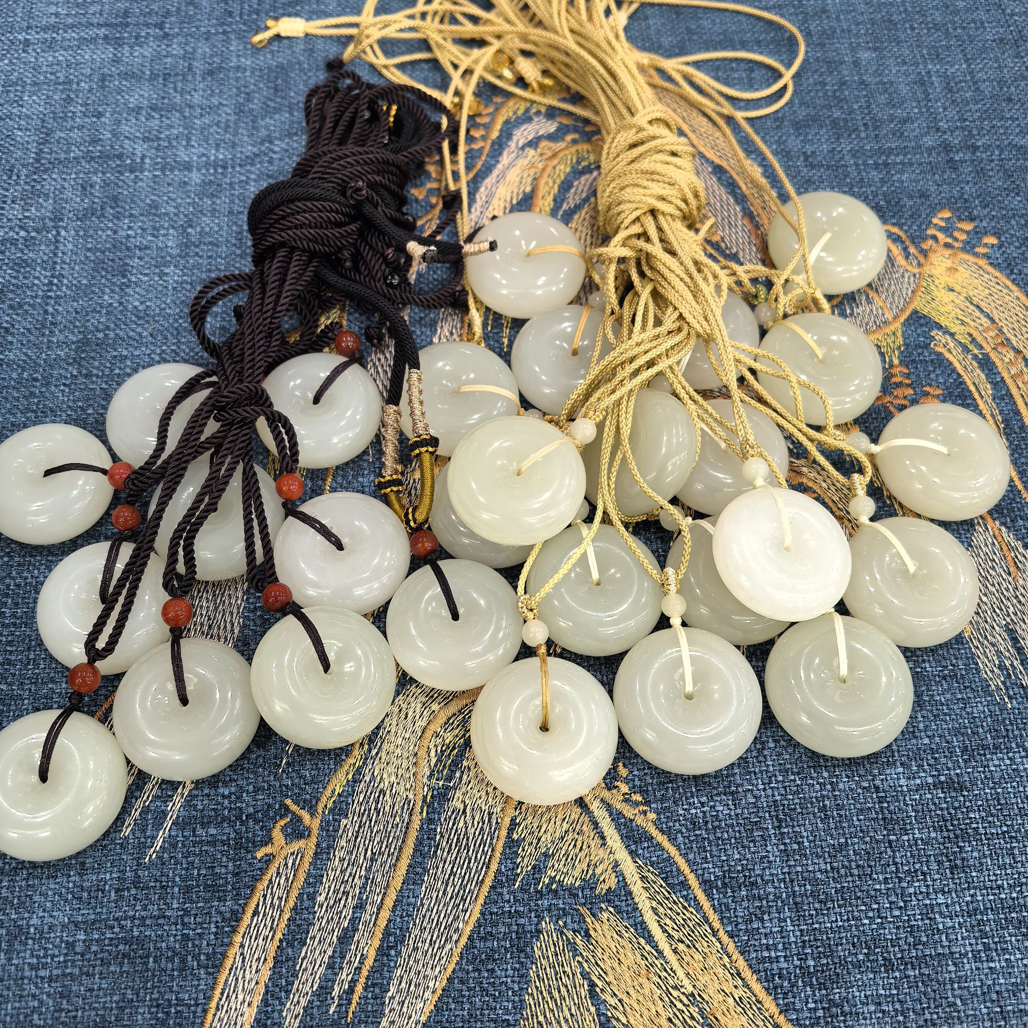 #A92 和田玉晴水厚装平安扣吊坠（多样性发1件）