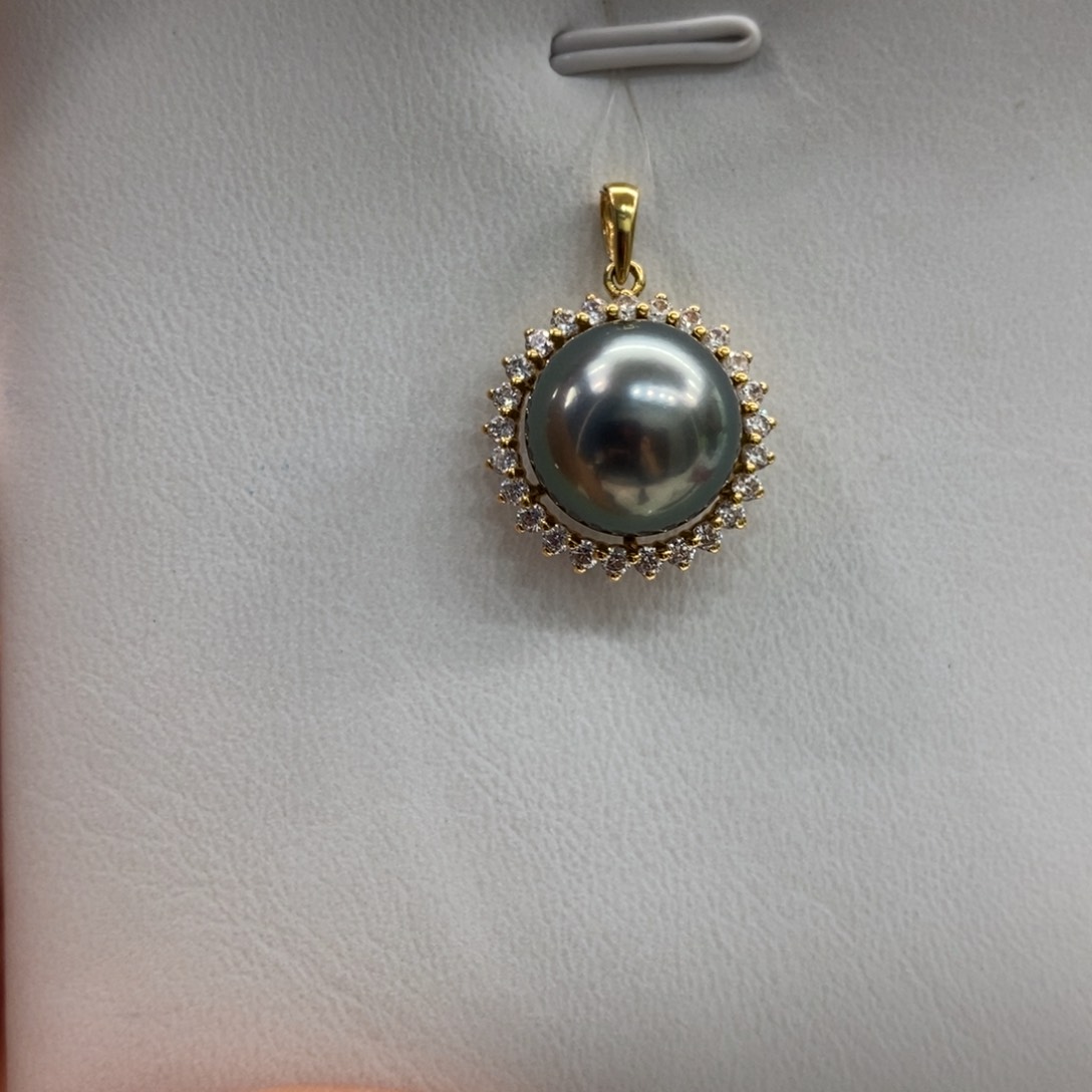 海水珍珠颈饰18K金镶嵌12-13mm