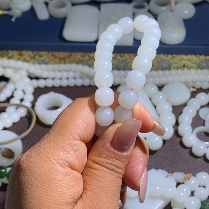 手链未镶嵌和田玉不****睡