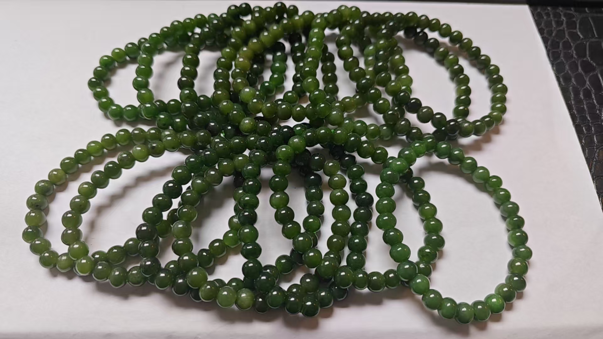 和田玉碧玉手串7mm左右多样性发其一C-865