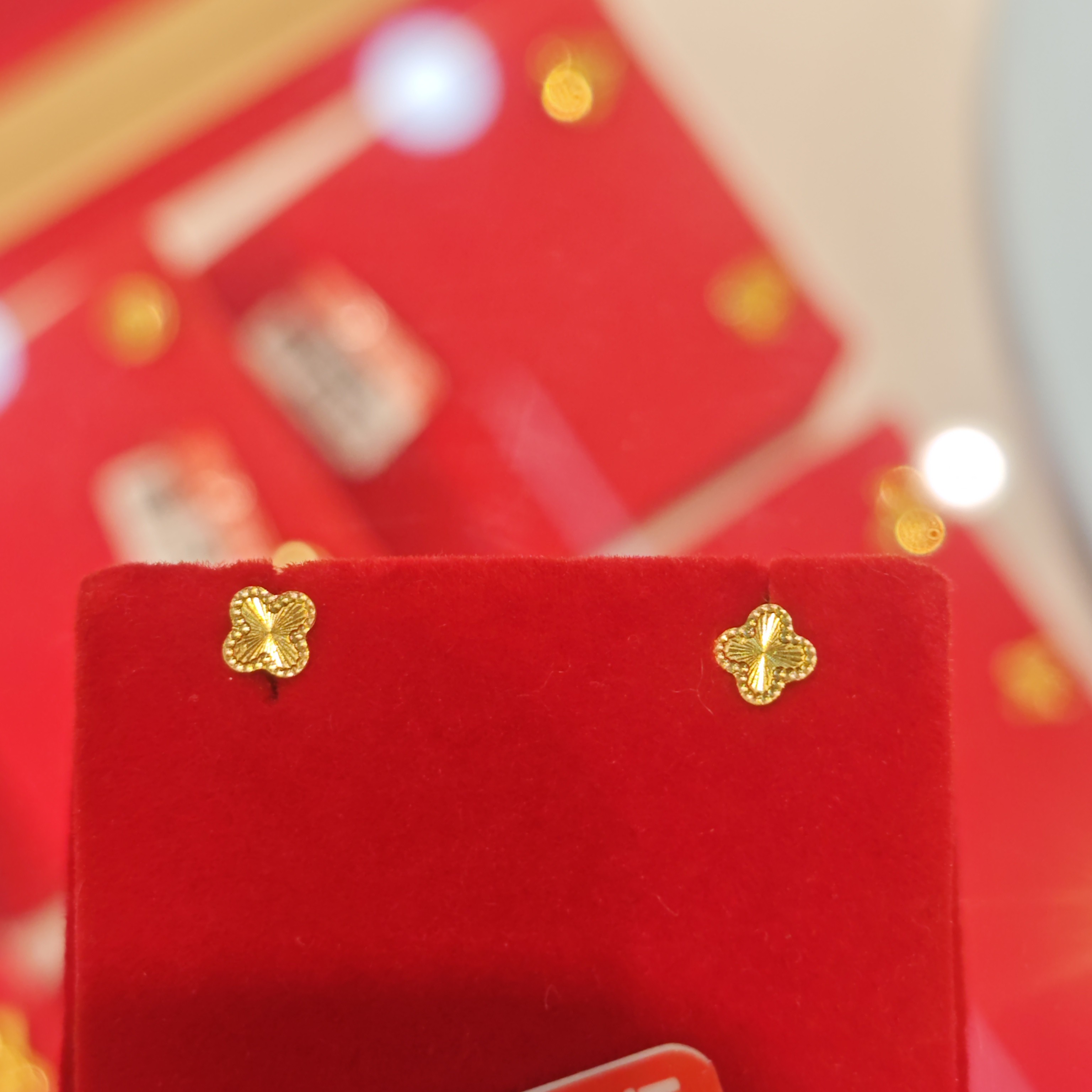 鳳凰金行 足金配件四叶草耳钉