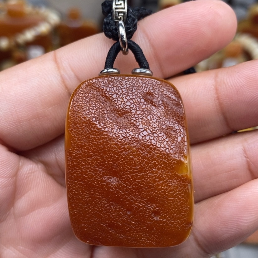 【闪购商品】未镶嵌颈饰琥珀