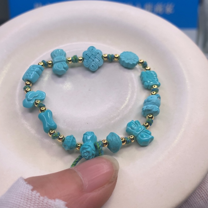 绿松石配饰未镶嵌