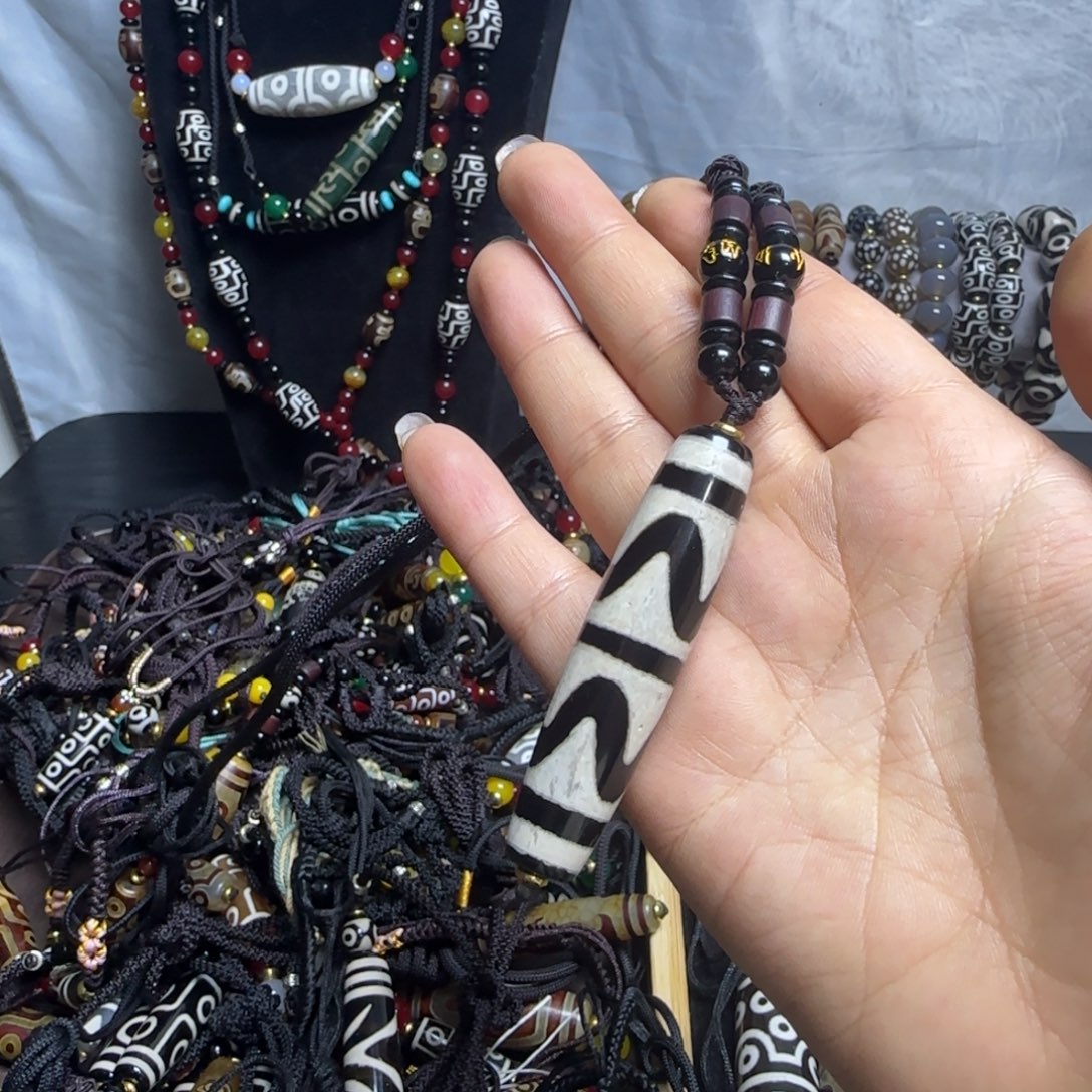 玛瑙/玉髓合金颈饰