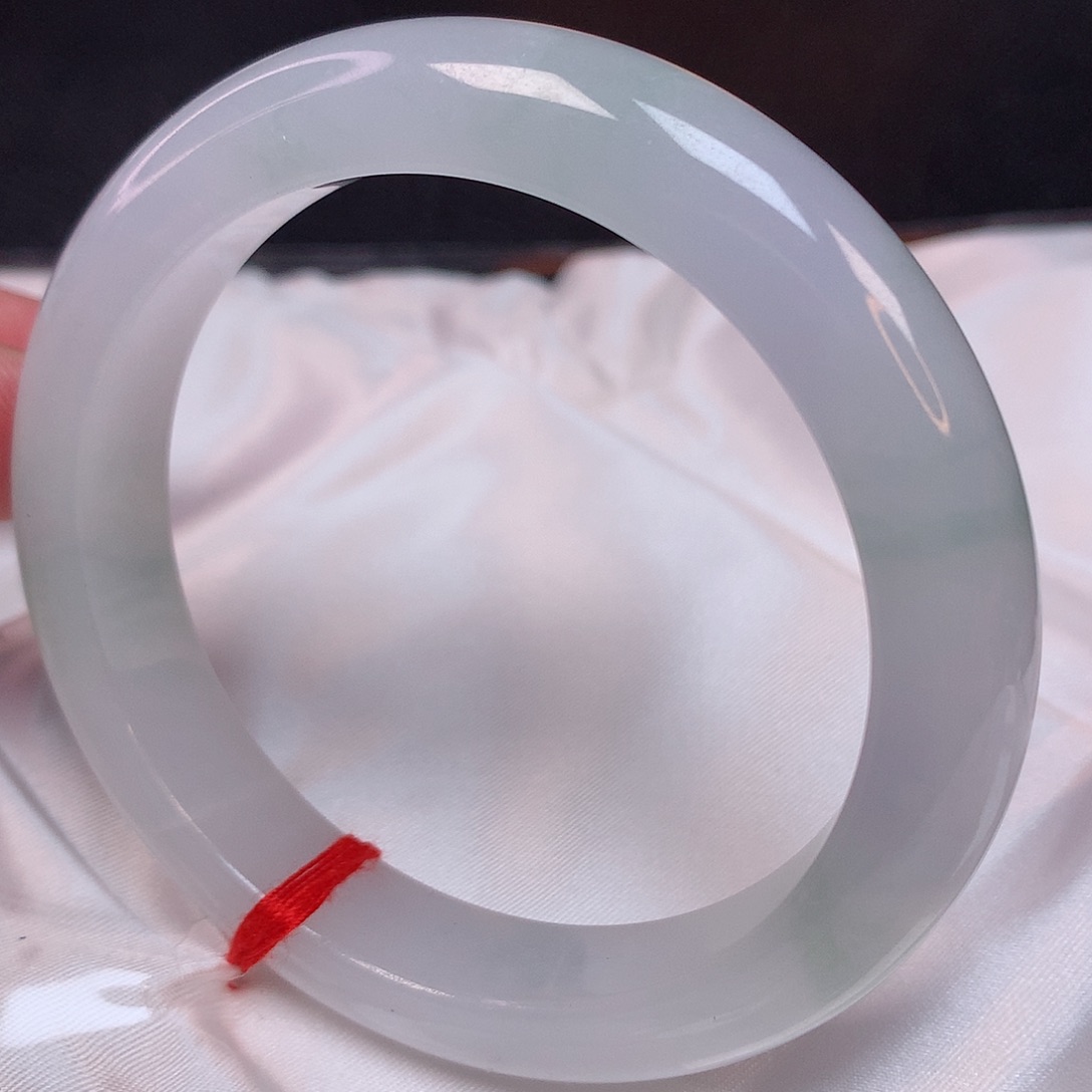 翡翠手镯未镶嵌58+ 翡翠手镯