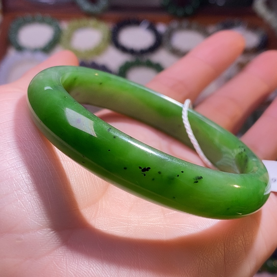 颈饰未镶嵌和田玉56-57碧玉老坑料手镯