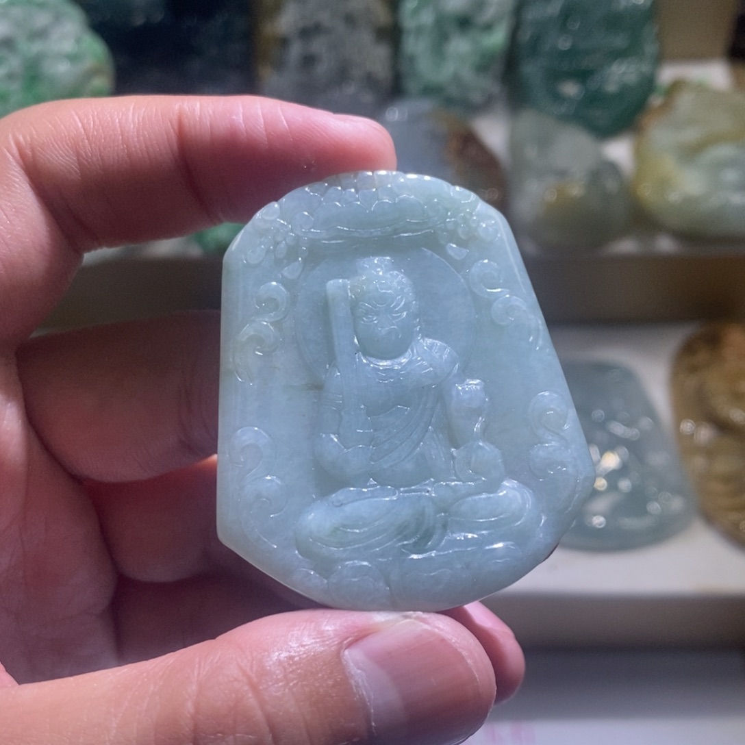 【闪购商品】翡翠颈饰未镶嵌不动明王