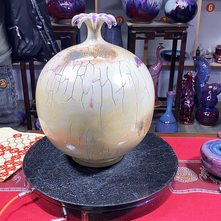 瓶中国神垕精品钧瓷