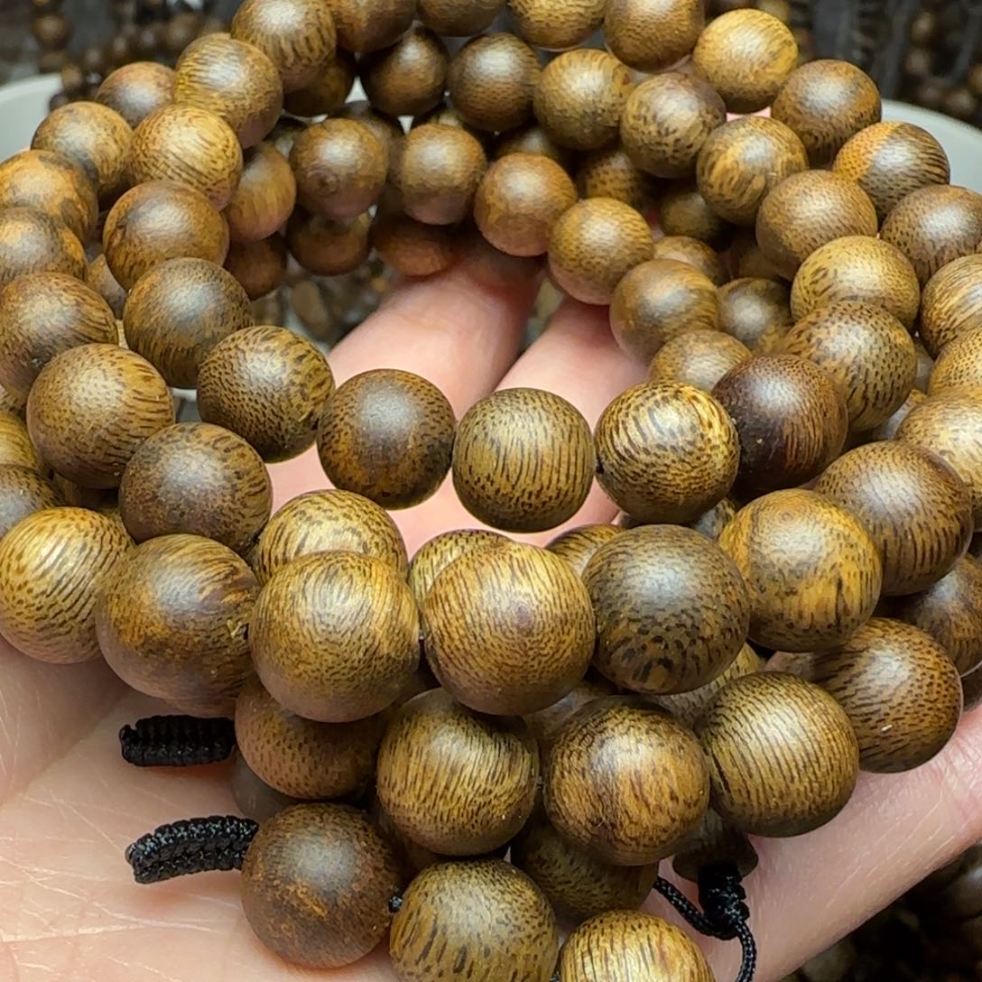 沉香手串尽**美多圈1.0规格108颗老料海南乌身39克