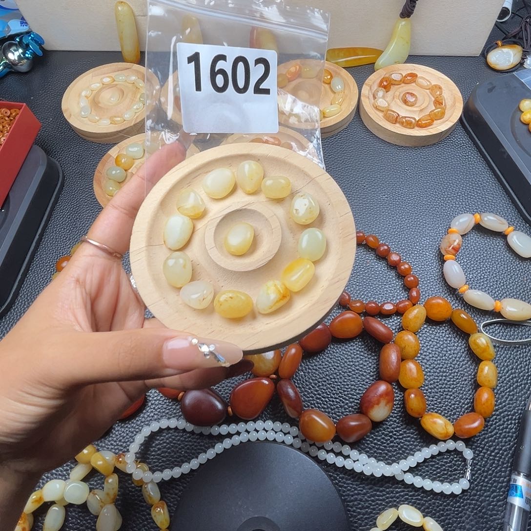 小***麻手串未镶嵌和田玉