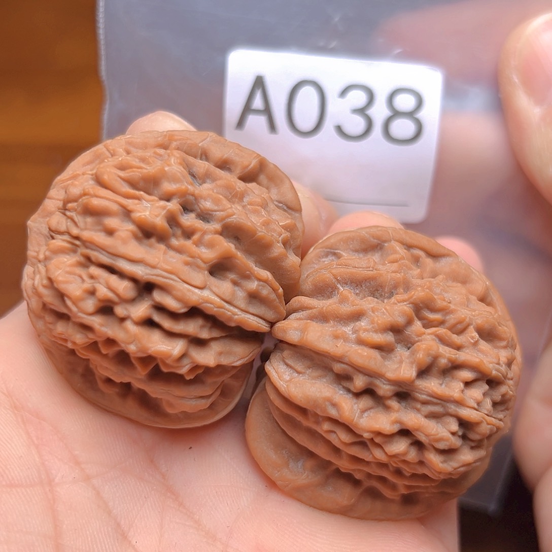 文玩核桃吊坠45四座楼