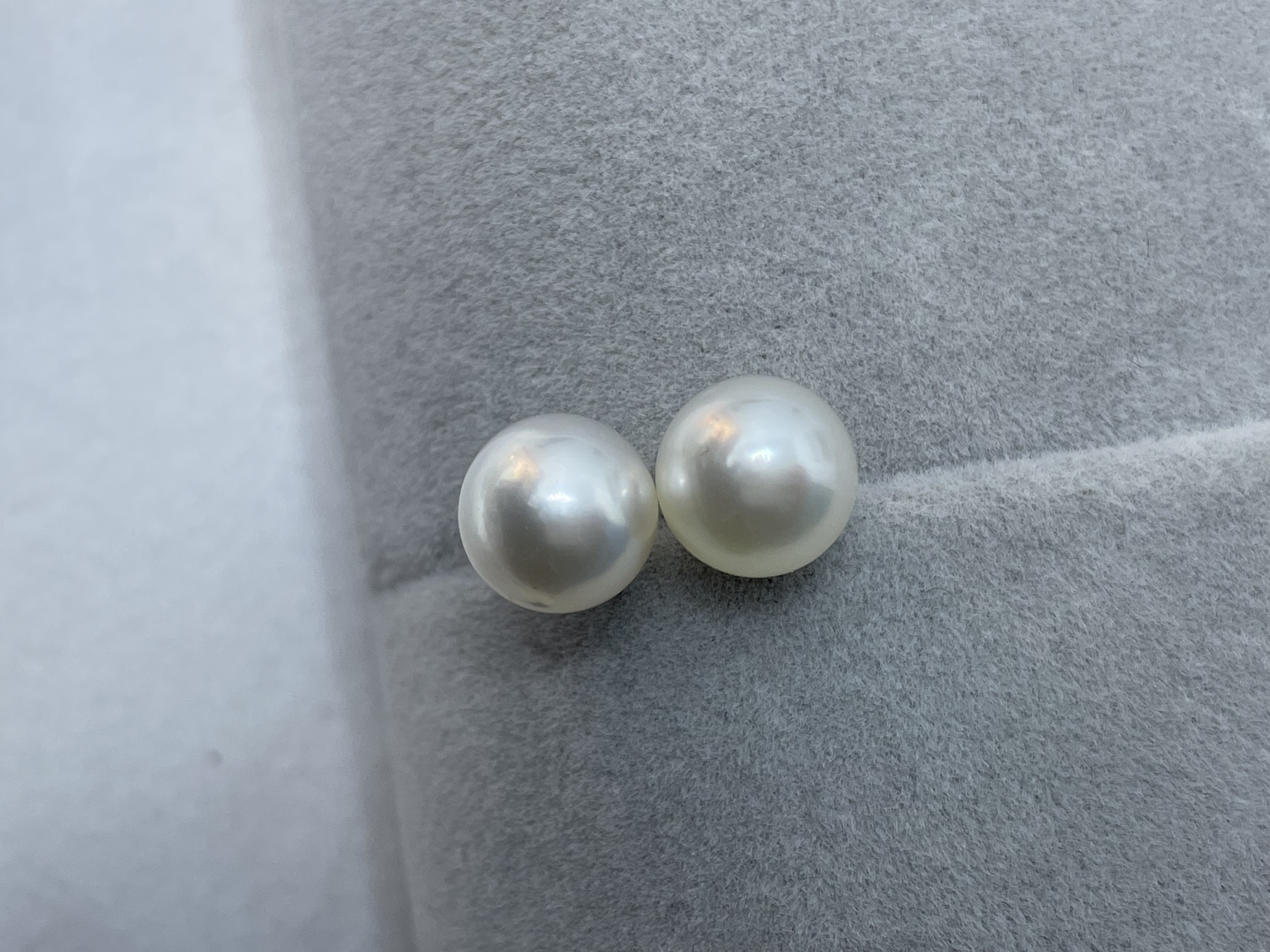 9-10海水澳白素钉 18k金 正圆 正面无暇侧面有瑕疵气质