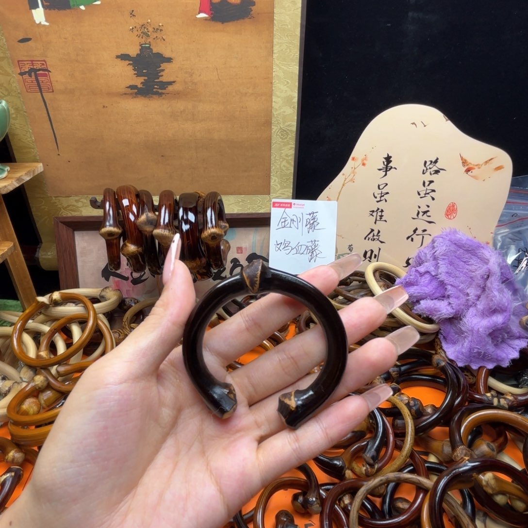 海***纳木质非金属 藤镯子