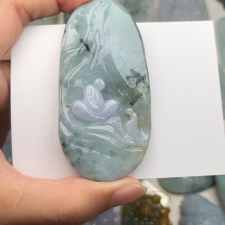 翡翠未镶嵌颈饰挂件