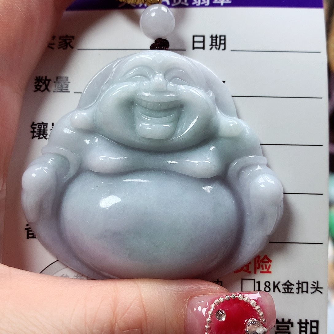 翡翠颈饰未镶嵌佛公