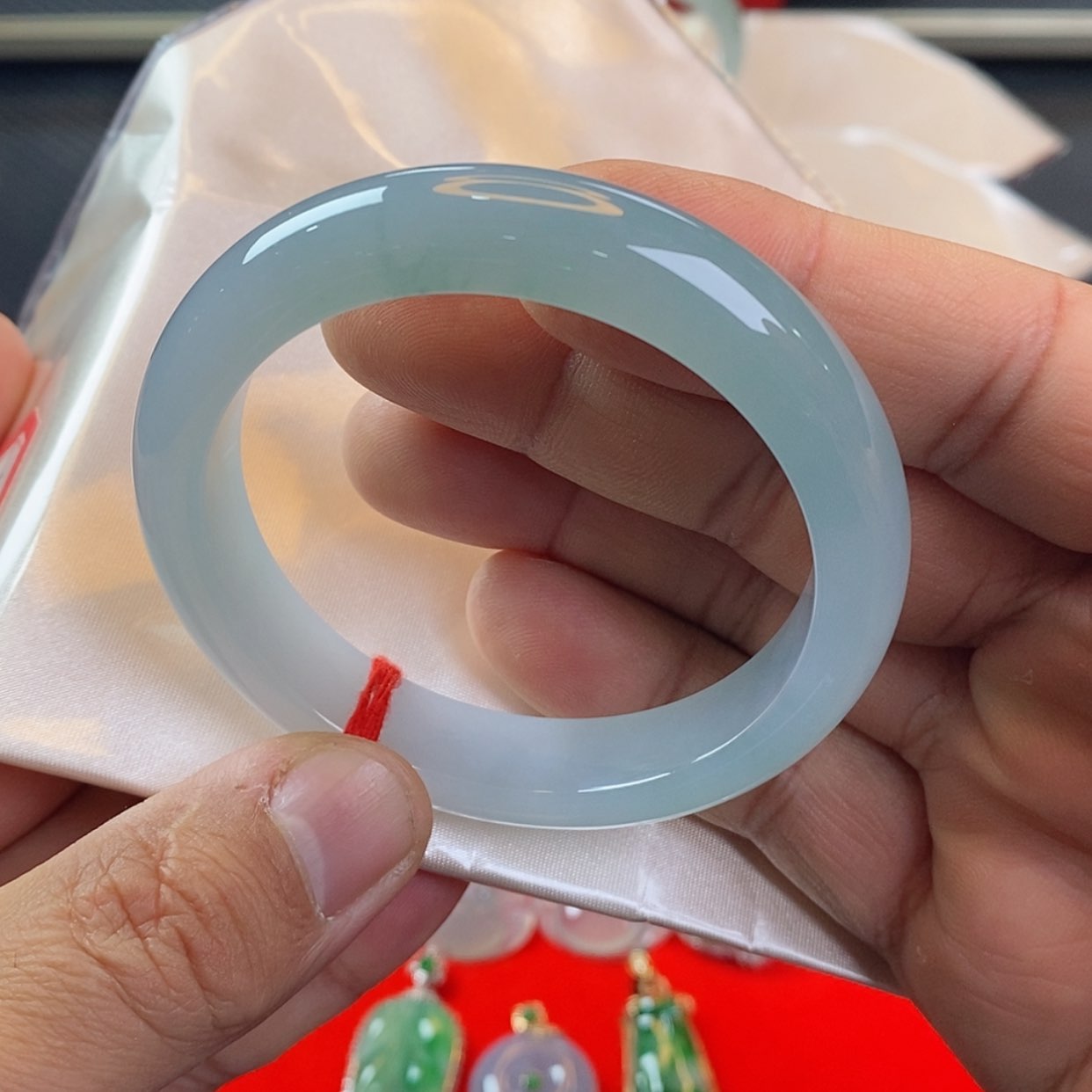 【闪购商品】未镶嵌手镯翡翠