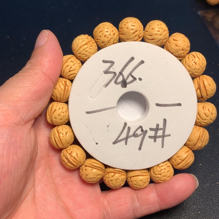 手串桃核49号健健康康了