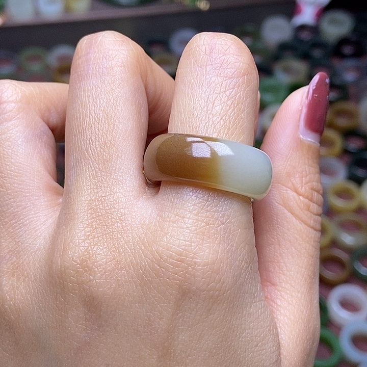 和田玉戒指未镶嵌17.9山水