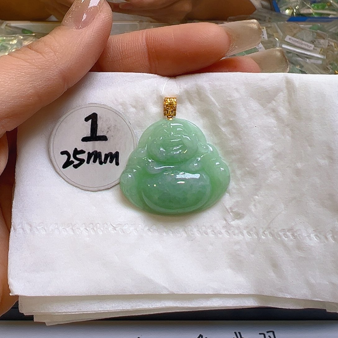 翡翠颈饰18K金镶嵌翡翠