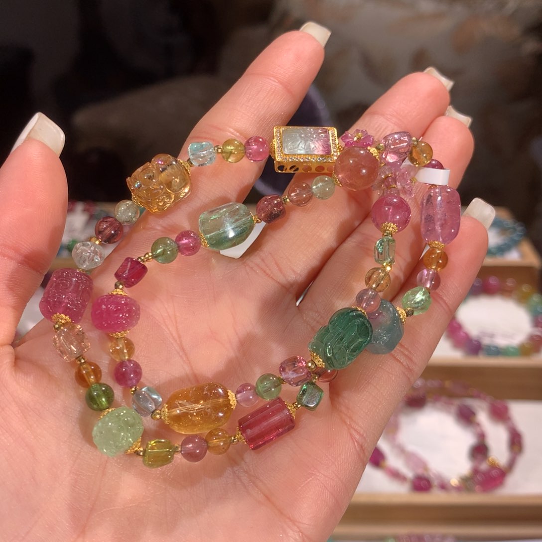 碧玺多样性发货一件未镶嵌