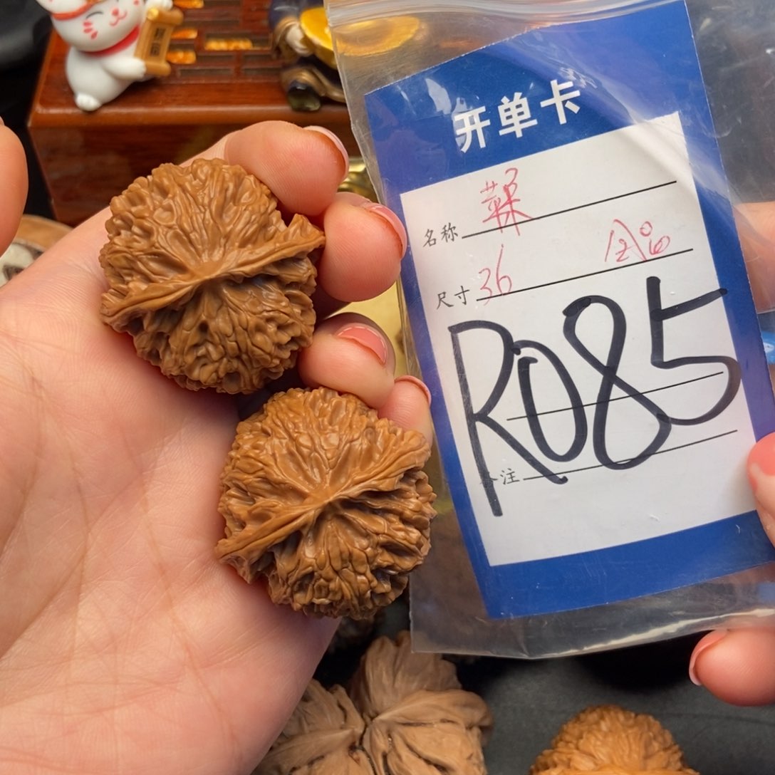 桃核吊坠核桃苹果园狮子头