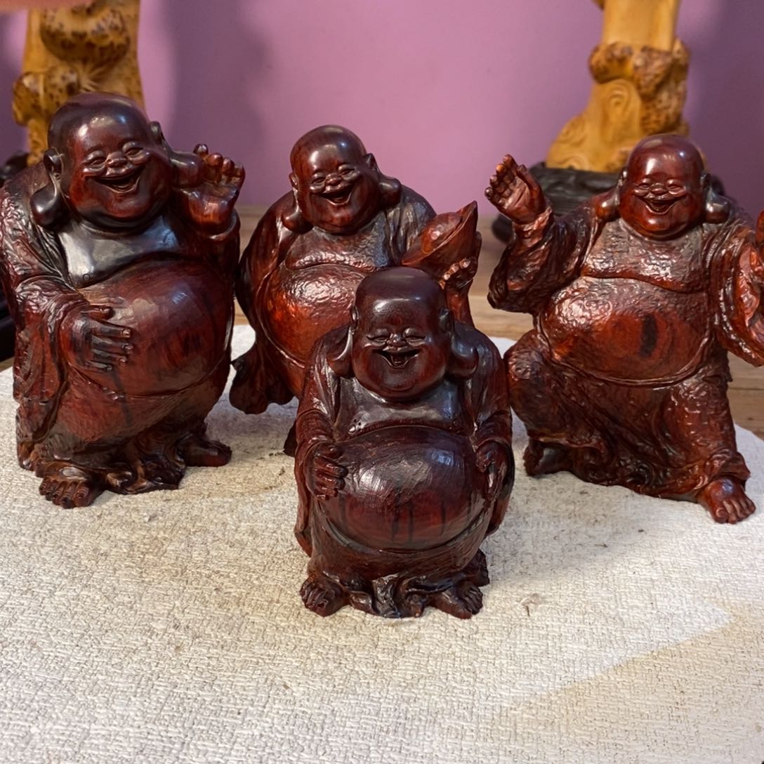 檀香紫檀（小叶紫檀）吉****哥根雕111111