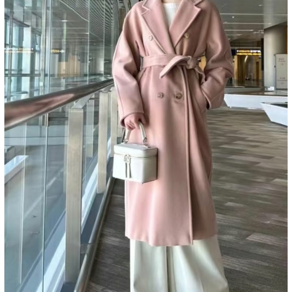 妃鱼/麦丝玛拉/粘胶纤维/大衣/95新/M一三零