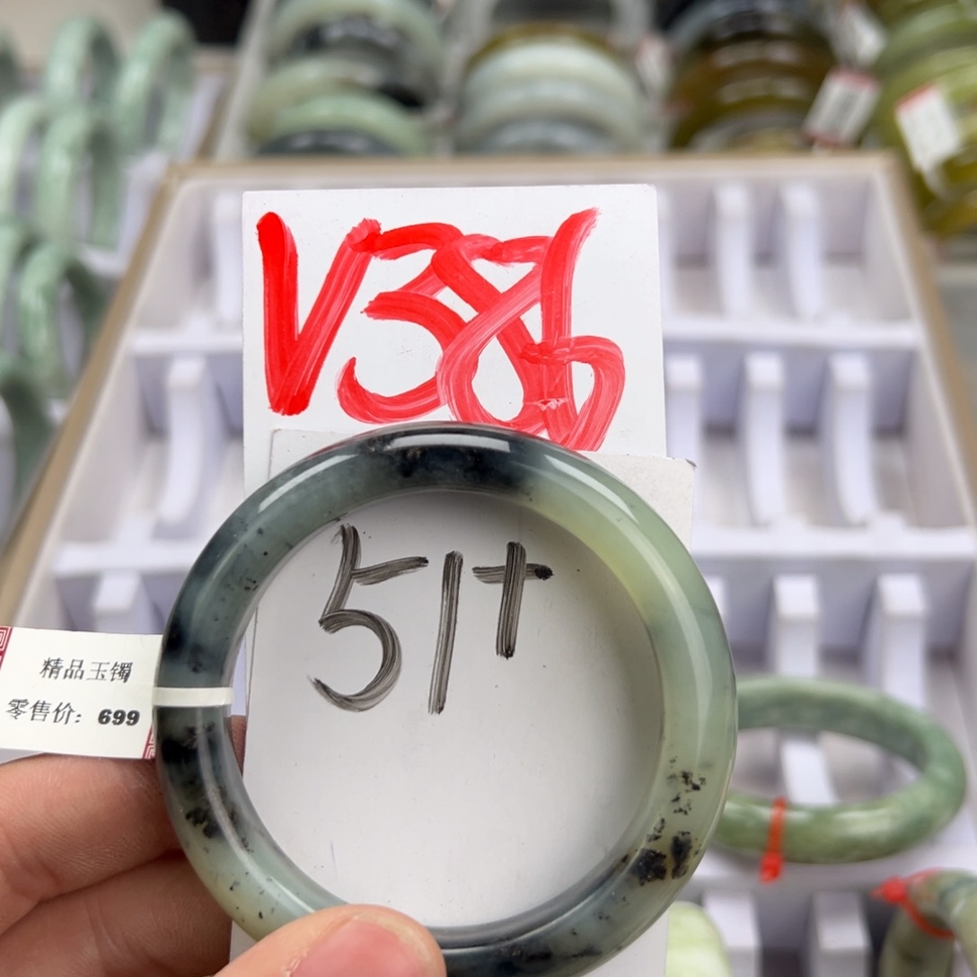 岫玉手镯未镶嵌天然岫玉微瑕