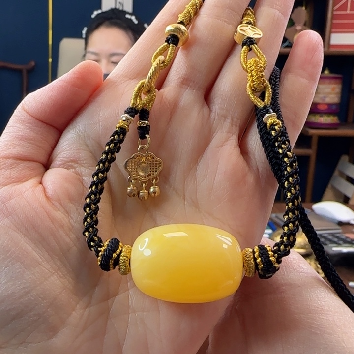 蜜蜡吊坠(赠链)未镶嵌