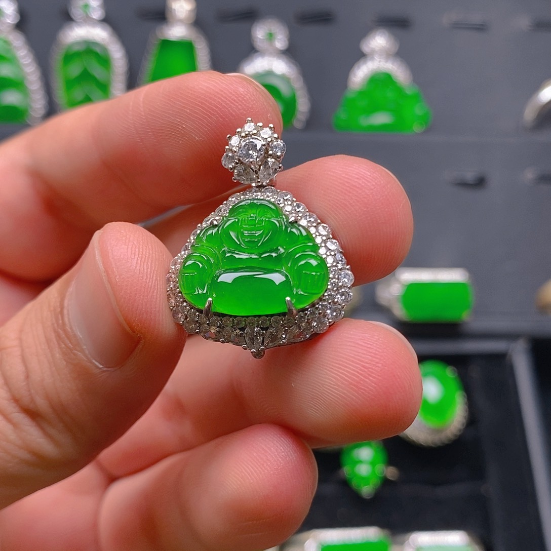 颈饰银S925镶嵌翡翠吊坠