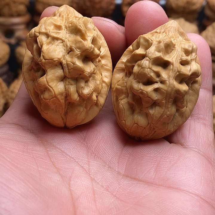 金***材桃核把件哈哈哈哈哈哈哈哈哈哈