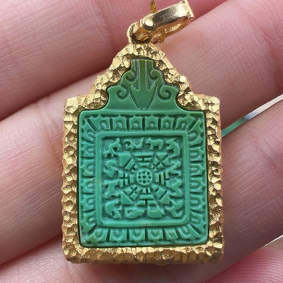 绿松石配饰18K金镶嵌