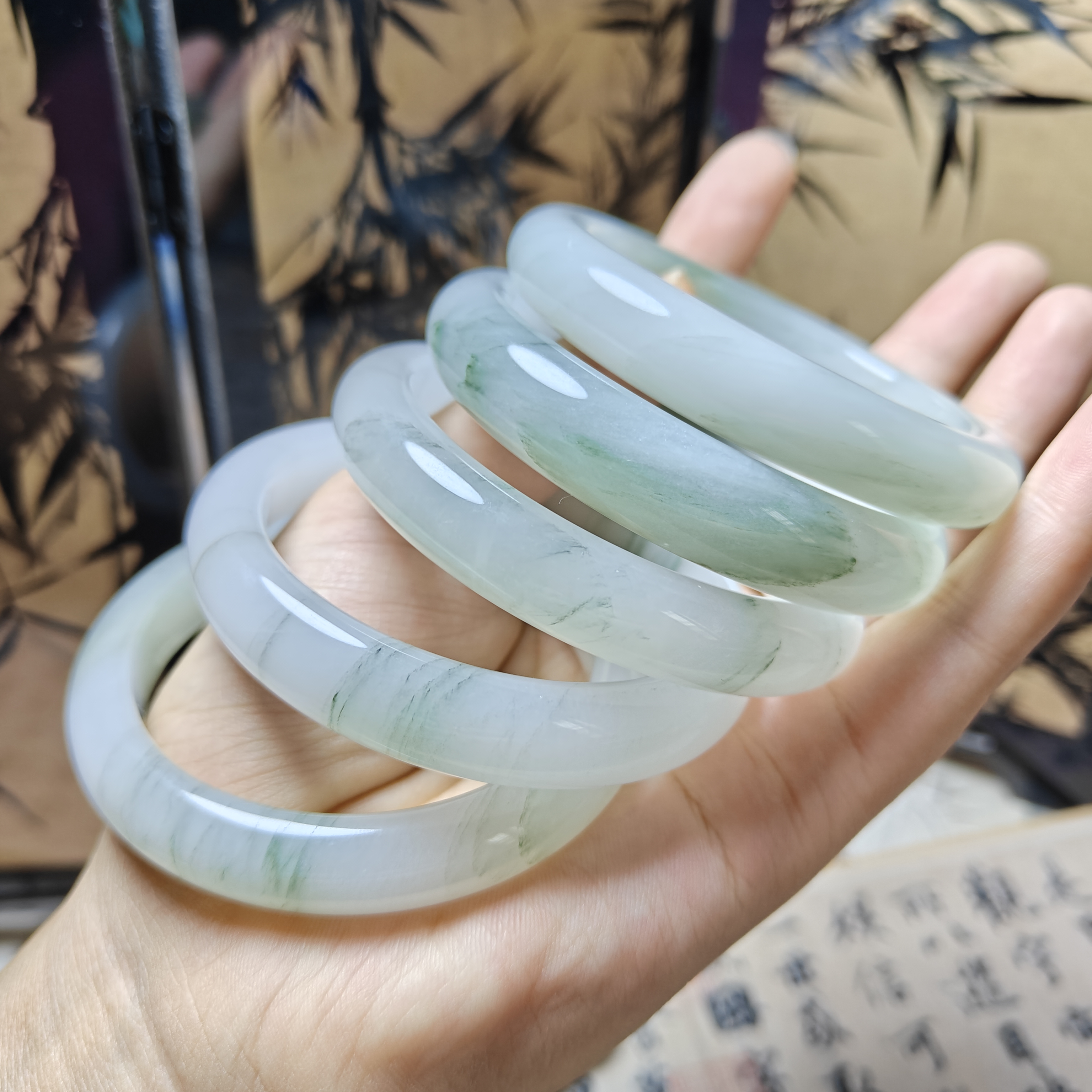 新疆天然天山翠飘花手镯多样性发货拍一发一